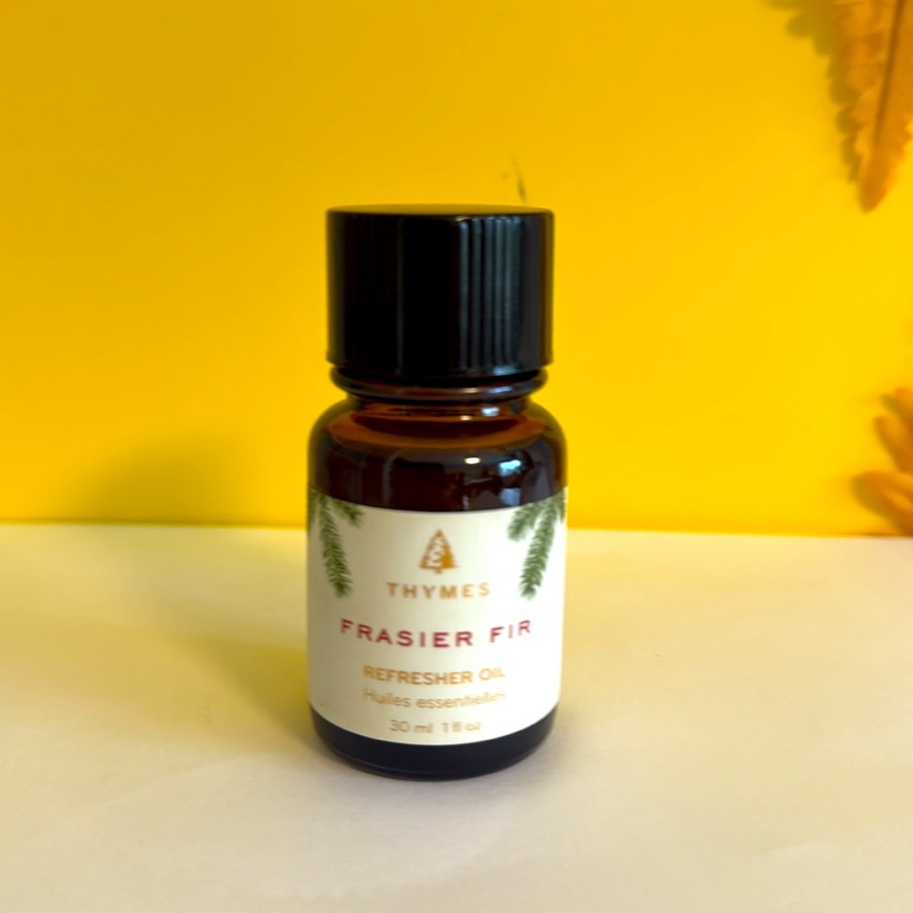 Thymes Frasier Fir Fragrant Refresher Oil - Aromatherapy Oil (1 fl oz) - Picture 3 of 5